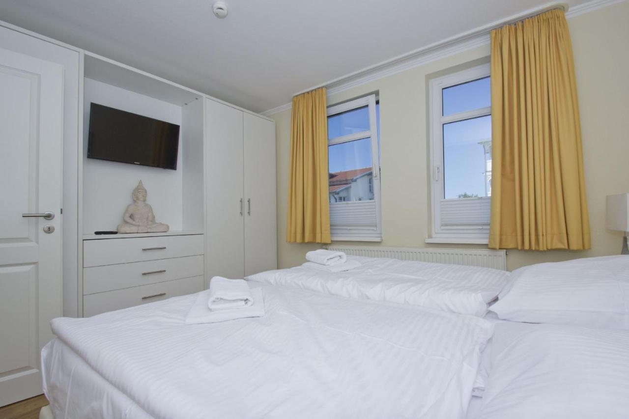 Mit Meerblick Und Balkon, Gratis Nutzung Vom Ahoi Erlebnisbad Und Sauna In Sellin - Meeresblick Fewo 24 Goehren  Exterior foto